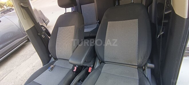 Volkswagen Polo 2012, 190,926 km - 1.6 l - Bakı
