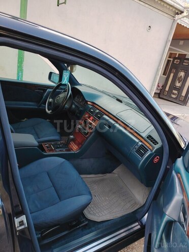 Mercedes E 240 1998, 218,021 km - 2.4 l - Ağstafa