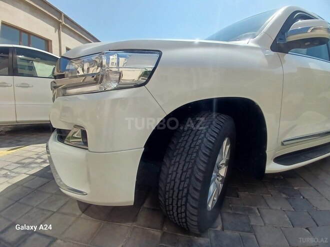 Toyota Land Cruiser 2018, 92,000 km - 4.0 l - Bakı