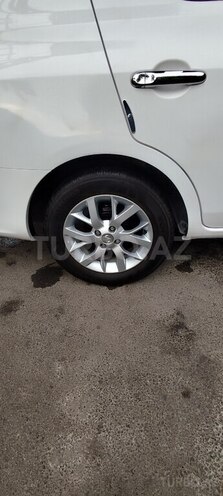 Nissan Sunny 2015, 121,000 km - 1.5 л - Bakı