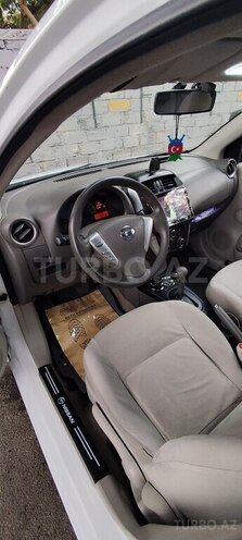 Nissan Sunny 2015, 121,000 km - 1.5 л - Bakı