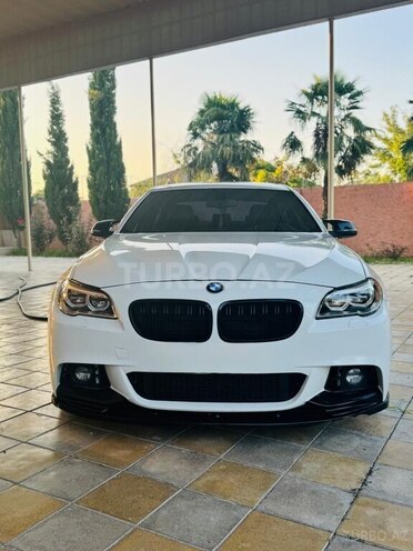 BMW 528 2019, 215,000 km - 2.0 л - Bakı