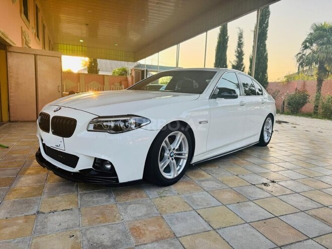 BMW 528 2019, 215,000 km - 2.0 л - Bakı
