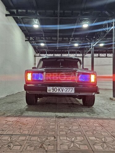 LADA (VAZ) 2107-1