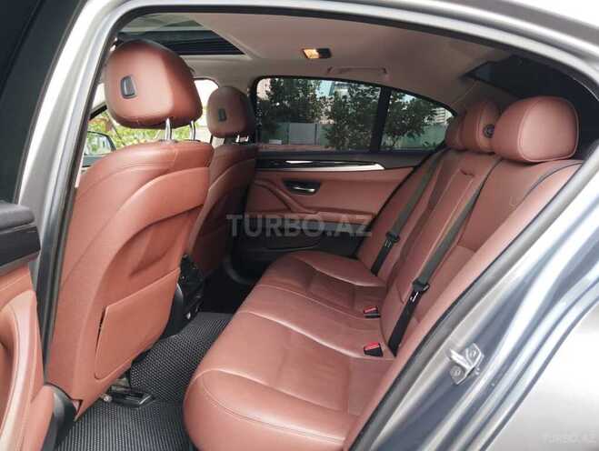 BMW 520 2014, 242,000 km - 2.0 l - Bakı