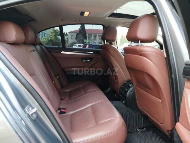BMW 520 2014, 242,000 km - 2.0 l - Bakı