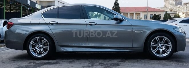 BMW 520 2014, 242,000 km - 2.0 l - Bakı
