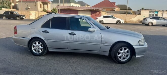 Mercedes C 180 1999, 258,650 km - 1.8 l - Bakı