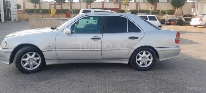 Mercedes C 180 1999, 258,650 km - 1.8 l - Bakı