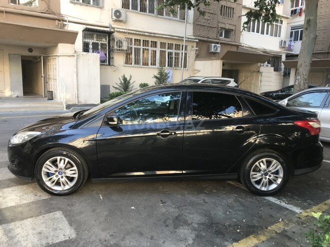 Ford Focus 2013, 214,300 km - 1.6 л - Bakı