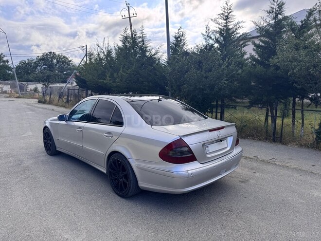 Mercedes E 270 2003, 317,000 km - 2.7 l - Bakı