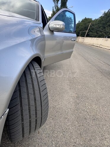 Mercedes E 270 2003, 317,000 km - 2.7 l - Bakı