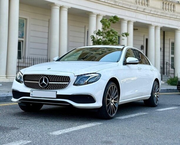 Mercedes E 220 d 2019, 89,000 km - 2.2 l - Bakı