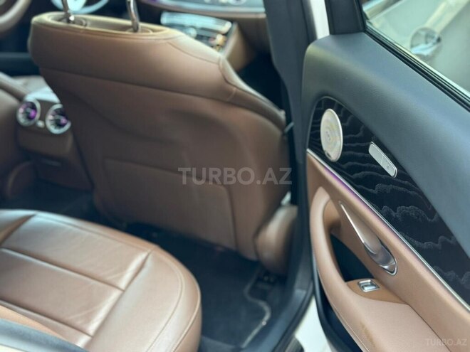 Mercedes E 220 d 2019, 89,000 km - 2.2 l - Bakı