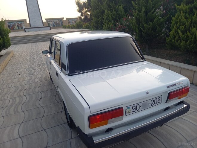 LADA (VAZ) 2107-5