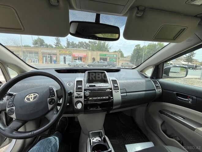Toyota Prius 2007, 240,000 km - 1.5 l - Salyan
