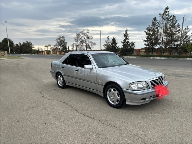 Mercedes C 240 1999, 232,000 km - 2.4 л - Yevlax