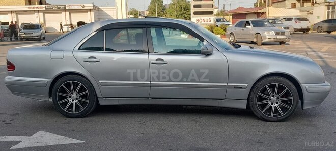 Mercedes E 320 2000, 450,000 km - 3.2 l - Bakı