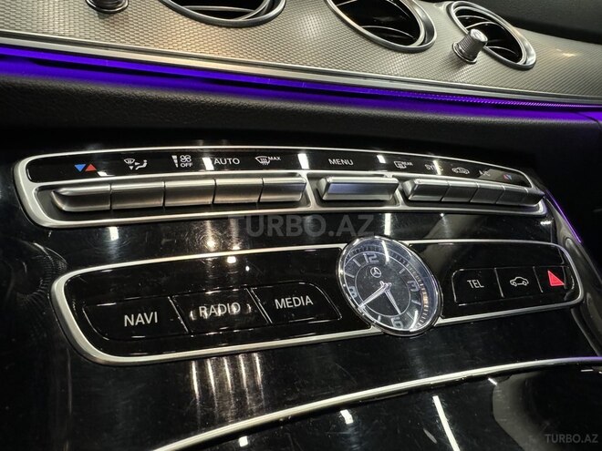 Mercedes E 220 d 2016, 121,000 km - 2.0 l - Bakı