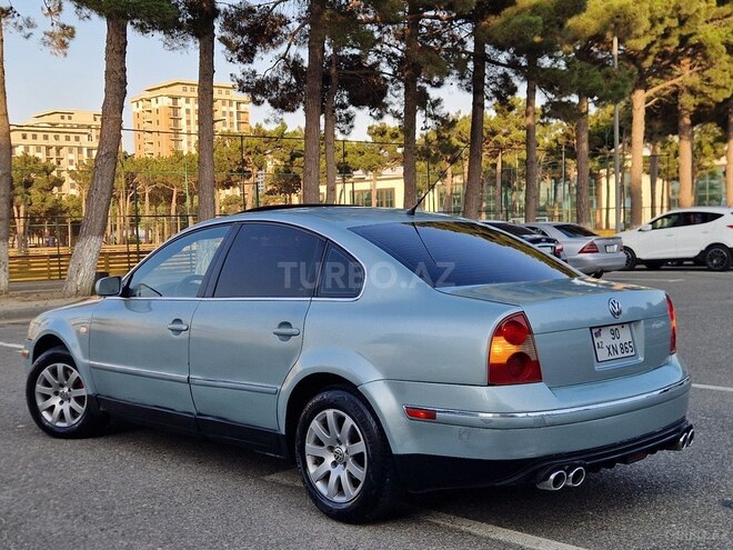 Volkswagen Passat 2003, 284,848 km - 1.8 l - Sumqayıt