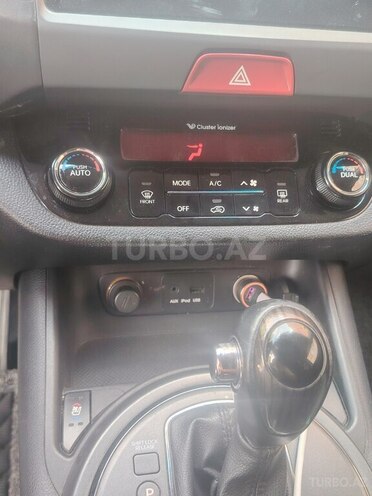 Kia Sportage 2010, 308,000 km - 2.0 l - Bakı