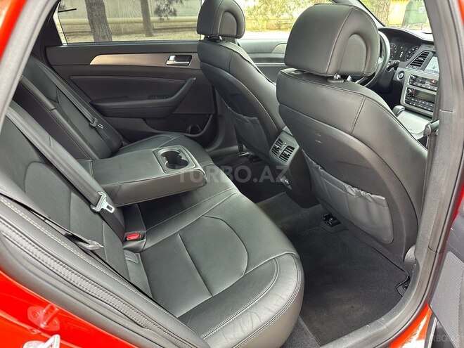 Hyundai Sonata-9