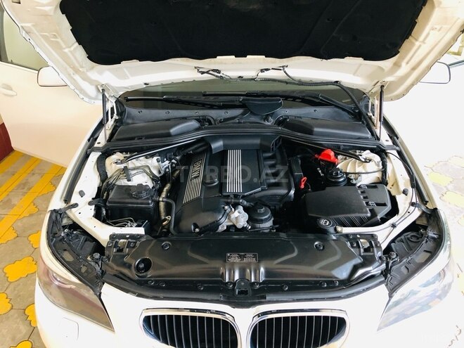 BMW 525 2004, 313,000 km - 2.5 л - Bakı