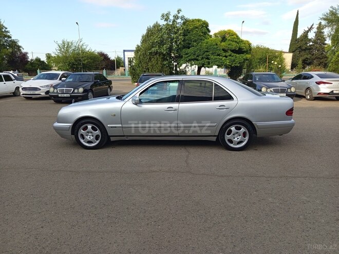 Mercedes E 280 1997, 228,000 km - 2.8 l - Bakı