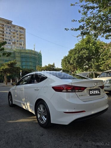 Hyundai Avante 2018, 133,000 km - 1.6 л - Bakı