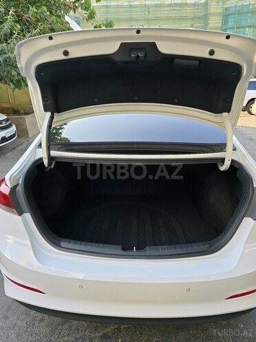 Hyundai Avante 2018, 133,000 km - 1.6 л - Bakı