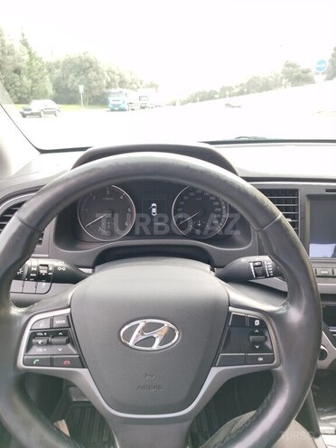 Hyundai Avante 2018, 133,000 km - 1.6 л - Bakı