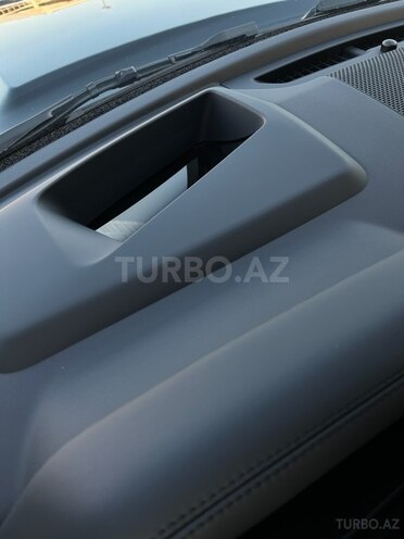 Land Rover Defender 2023, 26,000 km - 3.0 л - Bakı