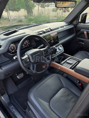 Land Rover Defender 2023, 26,000 km - 3.0 л - Bakı