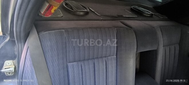 Mercedes E 200 d 1993, 264,803 km - 2.0 л - Bakı