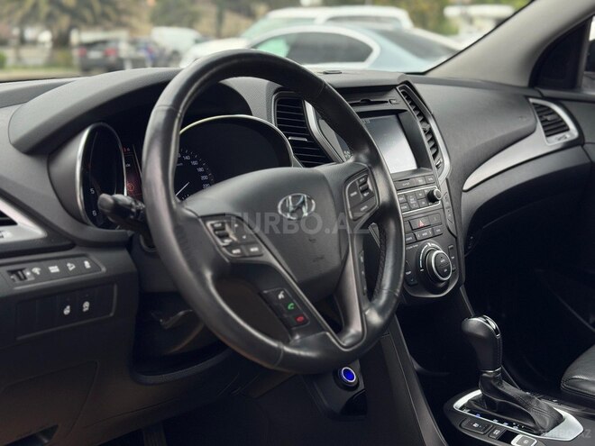 Hyundai Santa Fe-17