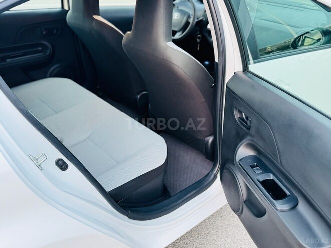 Toyota Aqua 2019, 70,000 km - 1.5 л - Bakı