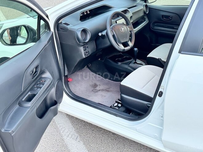 Toyota Aqua 2019, 70,000 km - 1.5 л - Bakı