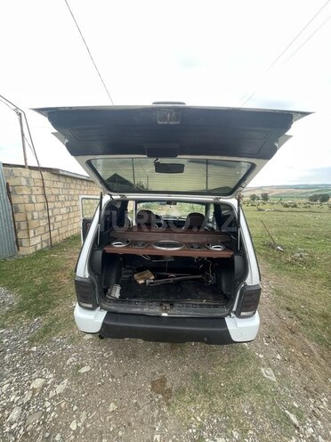 LADA (VAZ) Niva 2012, 200,000 km - 1.7 l - İsmayıllı