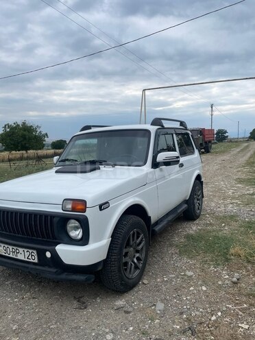 LADA (VAZ) Niva 2012, 200,000 km - 1.7 l - İsmayıllı