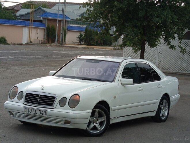 Mercedes E 220 d 1997, 265,000 km - 2.2 l - Bakı