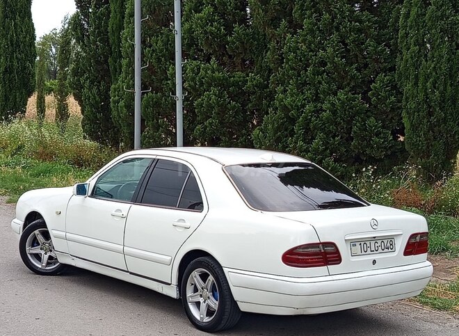 Mercedes E 220 d 1997, 265,000 km - 2.2 l - Bakı