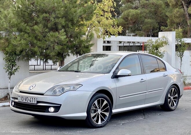 Renault Laguna-19