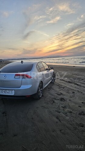 Renault Laguna-20