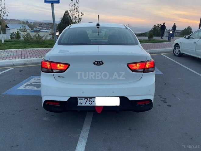 Kia Rio 2017, 141,783 km - 1.6 l - Naxçıvan