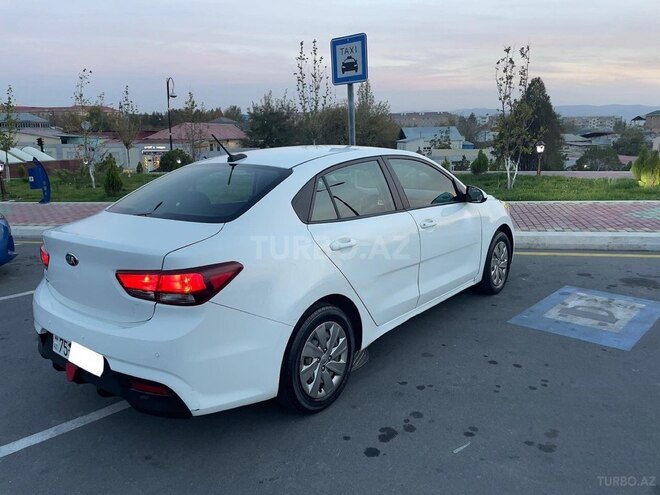 Kia Rio 2017, 141,783 km - 1.6 l - Naxçıvan