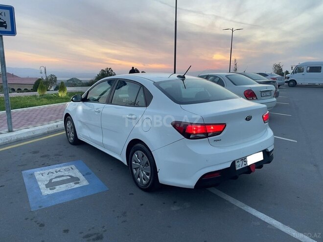 Kia Rio 2017, 141,783 km - 1.6 l - Naxçıvan