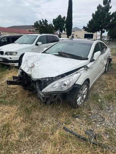 Hyundai Grandeur 2013, 260,000 km - 2.4 l - Bakı