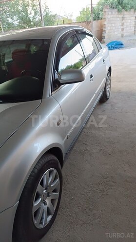 Volkswagen Passat 2003, 209,000 km - 1.8 l - Şirvan