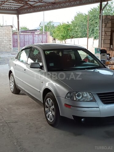 Volkswagen Passat 2003, 209,000 km - 1.8 l - Şirvan