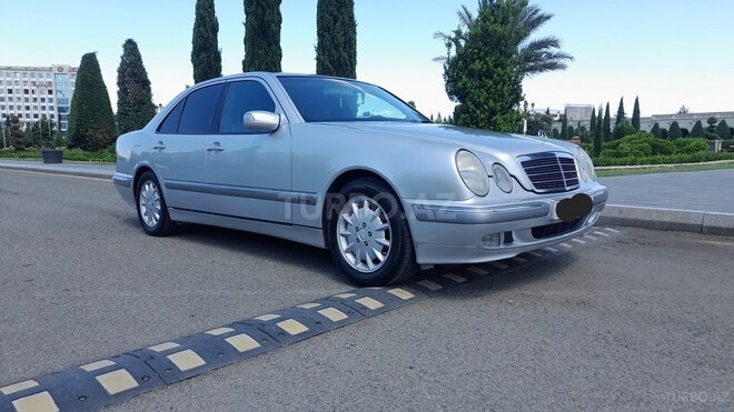 Mercedes E 240 2000, 180,000 km - 2.4 l - Şəmkir